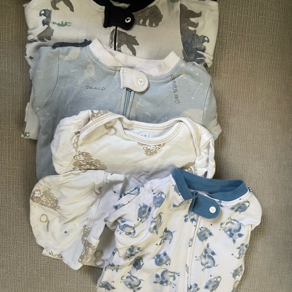 Burt’s Bees Baby pajama bundle 0-3 MO